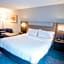 Holiday Inn Express Hotel & Suites Knoxville-North-I-75 Exit 112 By IHG