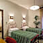 Hotel Villarosa con Vespa Rent