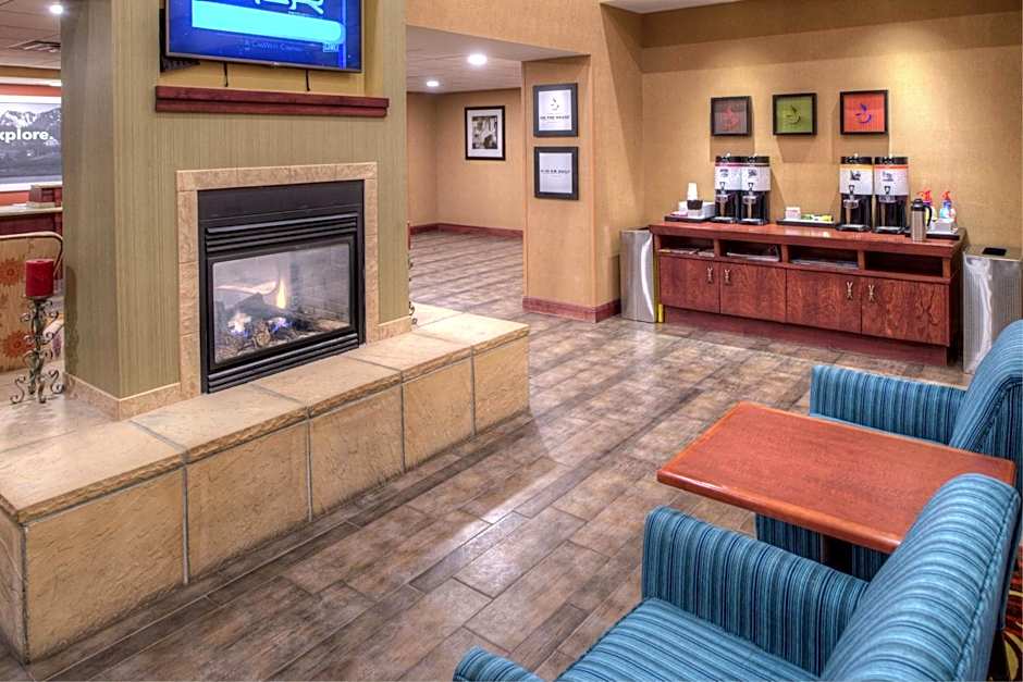 Hampton Inn By Hilton & Suites Rifle