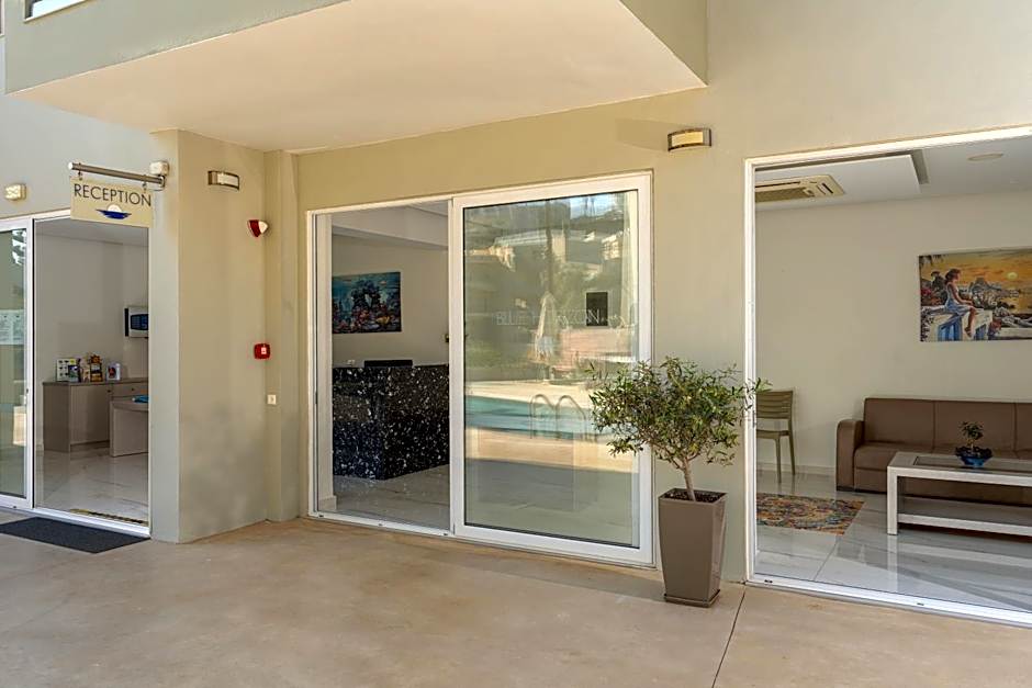 Blue Horizon Apartments