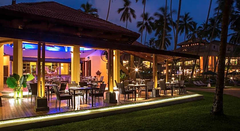 Royal Palms Beach Hotel