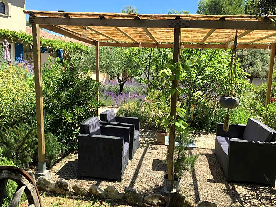 Clos des Lavandes - Chambres et Suites de charme climatisées-Luberon