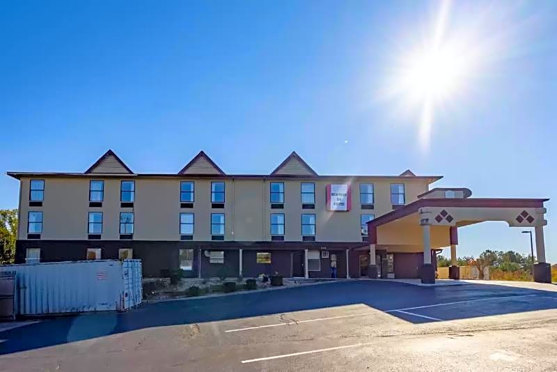 High Point Inn & Suites