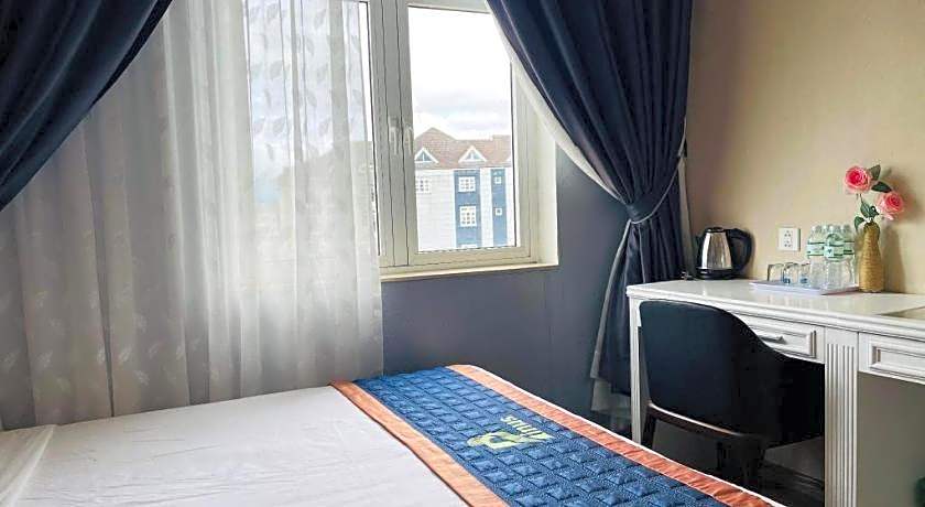 Pinus Hotel