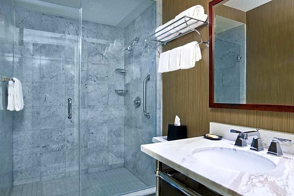 Sheraton Philadelphia University City Hotel