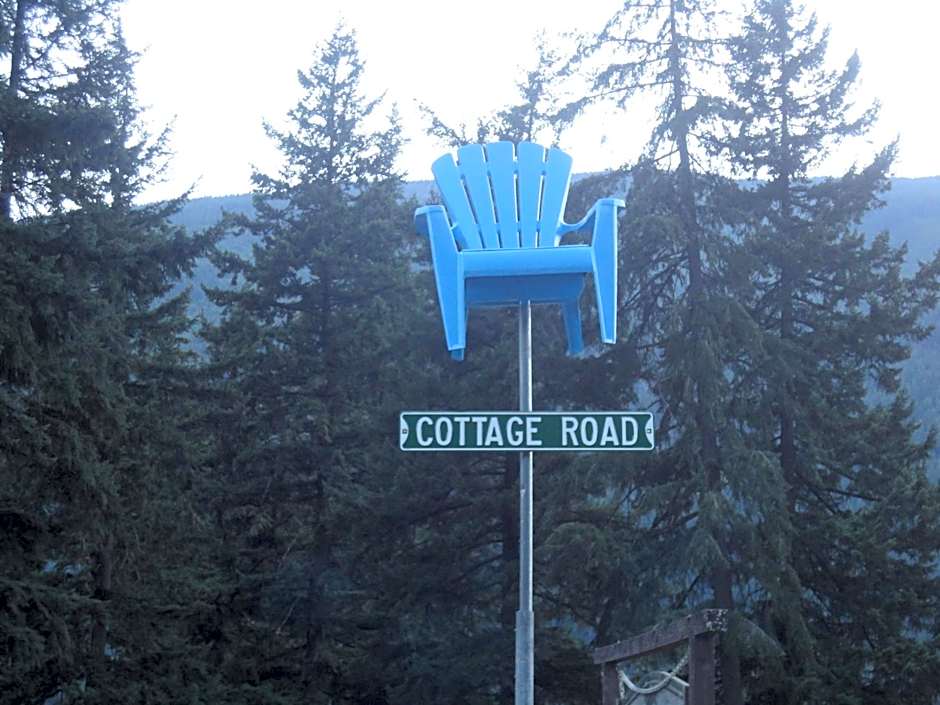 Old Towne Inne Chuckwagon Bar & Grill