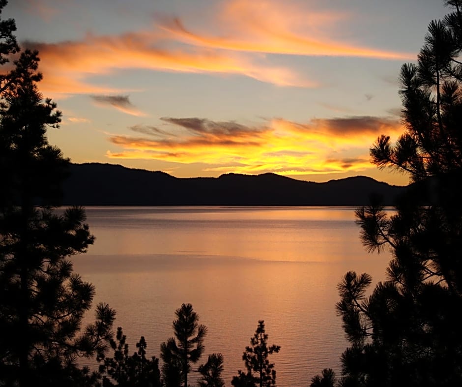 Harrah's Lake Tahoe Hotel & Casino