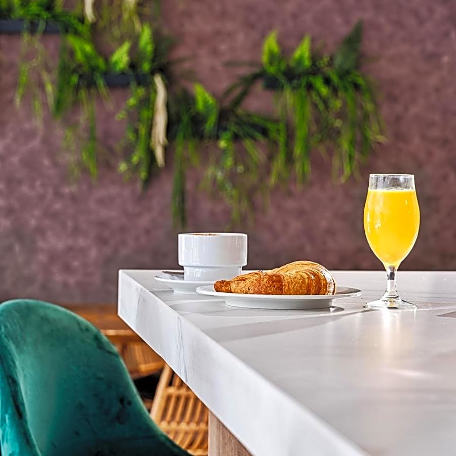 Obal Urban Hotel