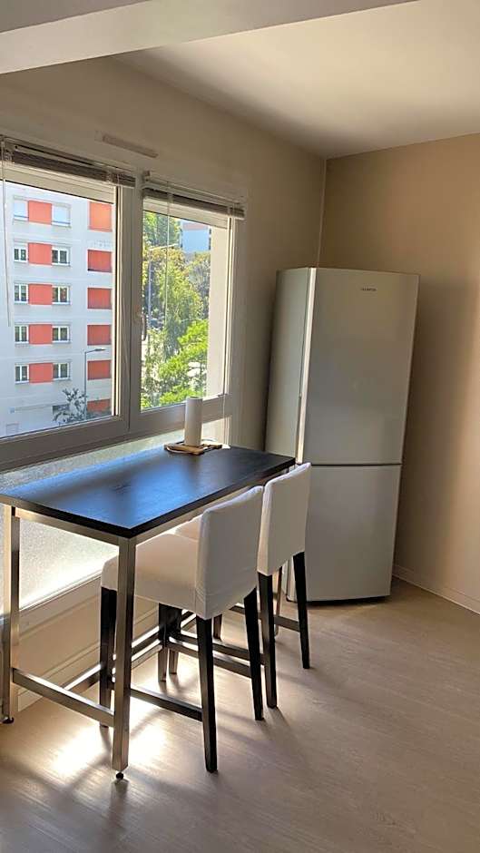 Appart' Hôtel Fauriel Saint-Etienne Parking privé balcon wifi