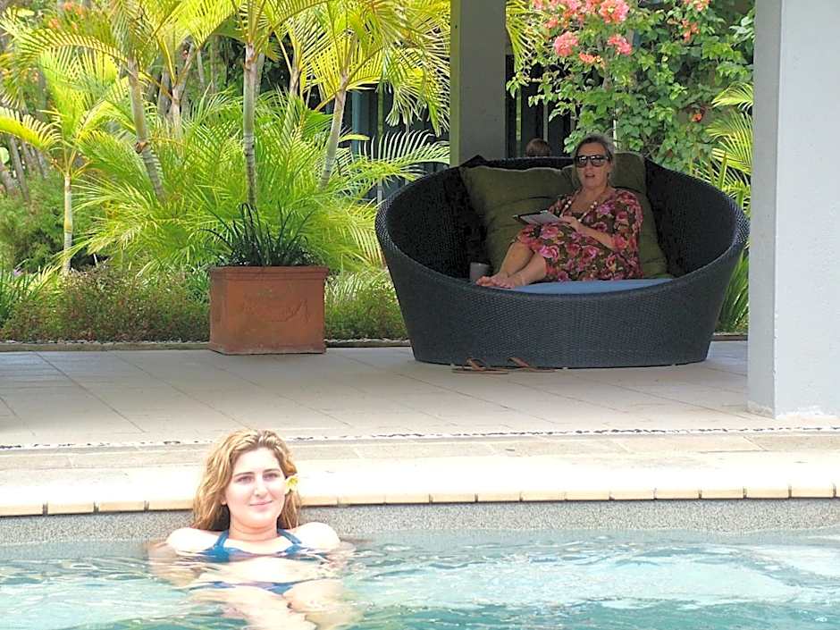 Pacific Lagoon Apartments