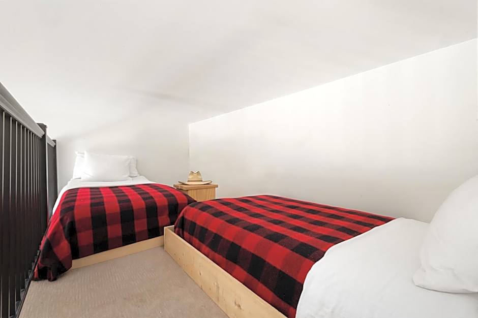 Hotel Palomino