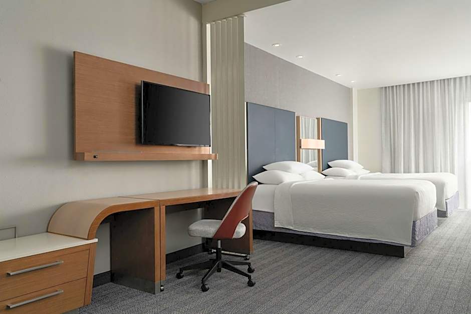 Courtyard® by Marriott® Fayetteville Fort Liberty/Spring Lake