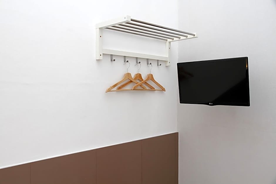 BCN Home Guest House