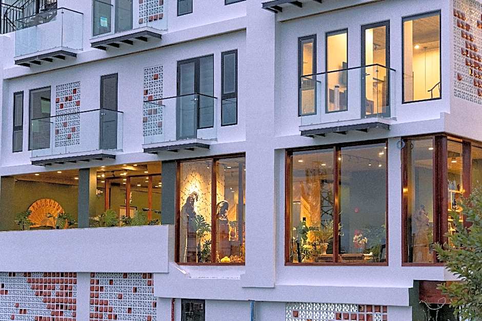 Pi Boutique Hotel