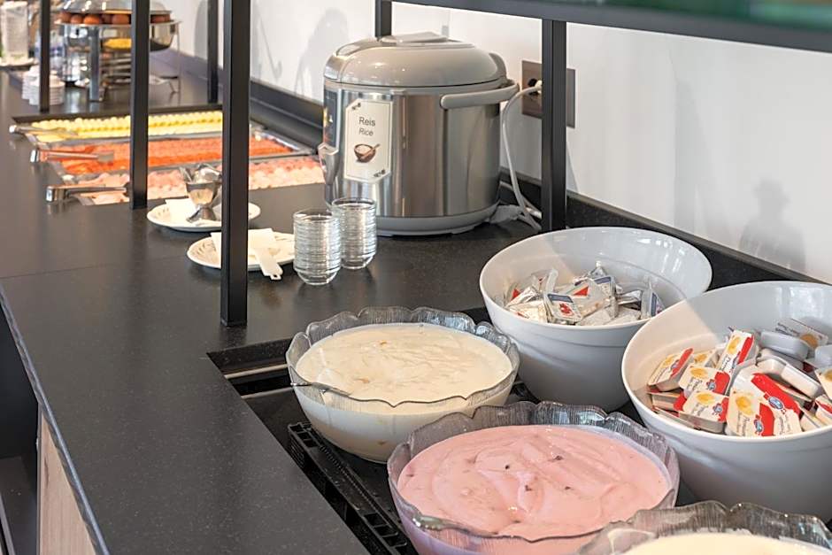 Jungfrau Lodge, Annex Crystal