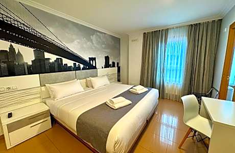 King Room with Spa Bath