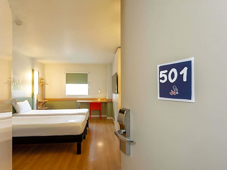 Ibis Budget Valencia Aeropuerto