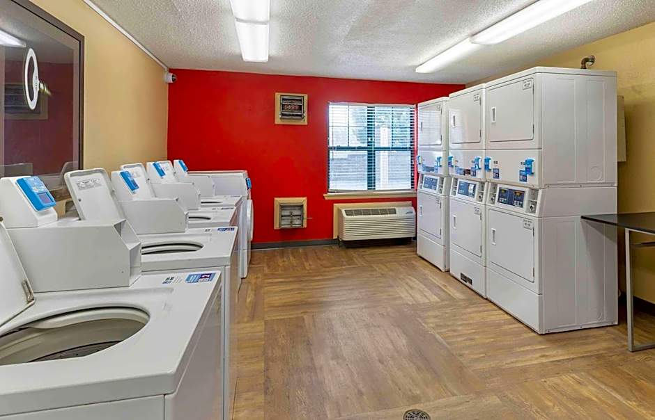 Extended Stay America Select Suites - Greenville - Airport