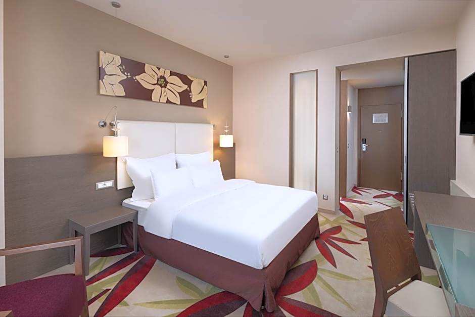 Golden Tulip Ana Dome Hotel