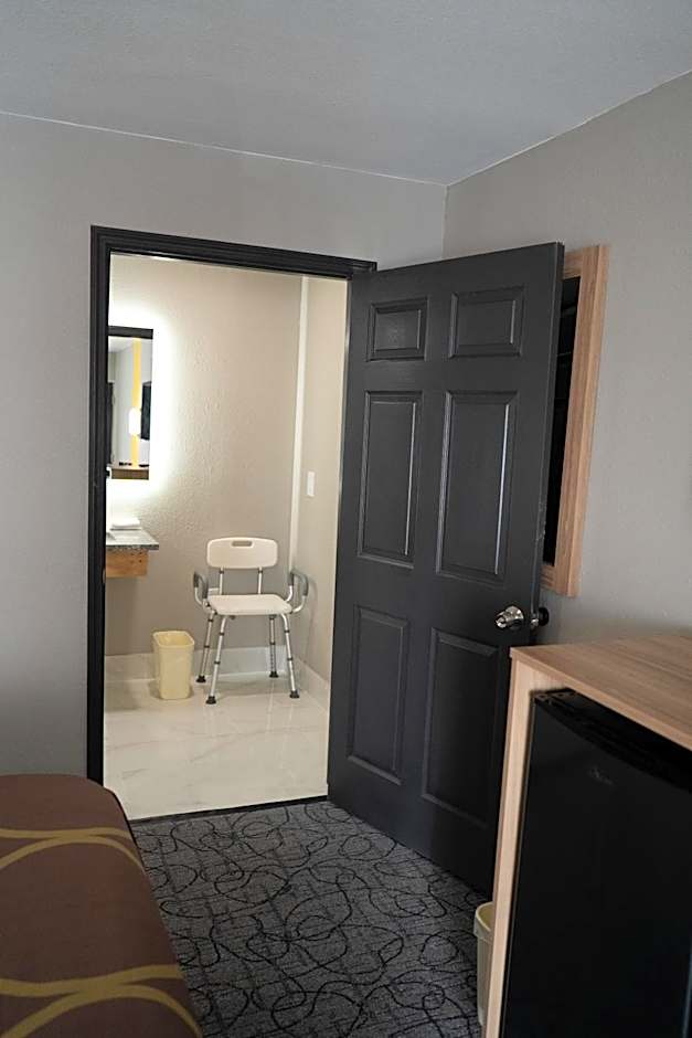 Super 8 by Wyndham Antioch/Nashville South East