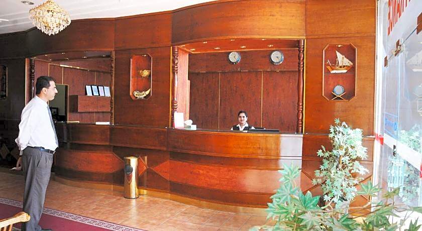Arinza Tower Quality Suites
