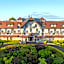Renaissance Paris Hippodrome de St. Cloud Hotel