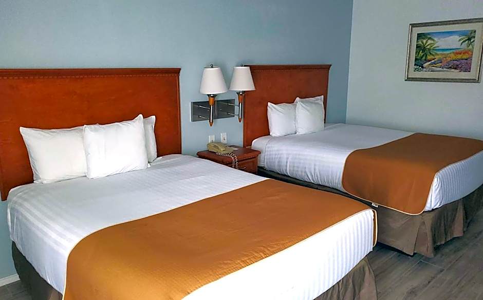 Photo 1 of 4 of 1 Queen Bed