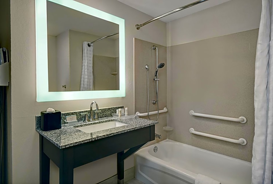 Homewood Suites by Hilton Eatontown