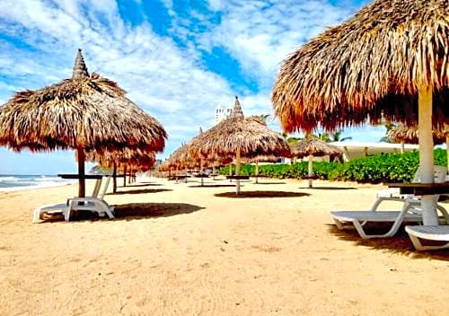 Departamento Peninsula Mazatlan hasta 12 huéspedes
