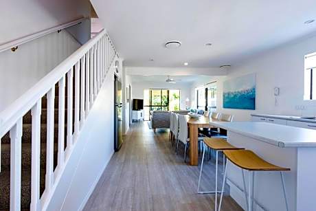 Four Bedroom Apartment Riverside