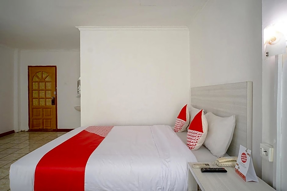 Collection O 2885 Hemra Hotel