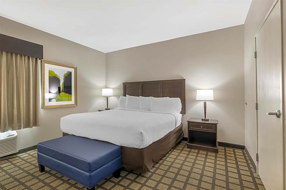 Best Western North Bryant Inn