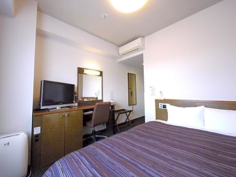 Double Room with Small Double Bed with Private Bathroom - Non-Smoking - Main Building