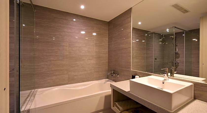 Green World ZhongXiao