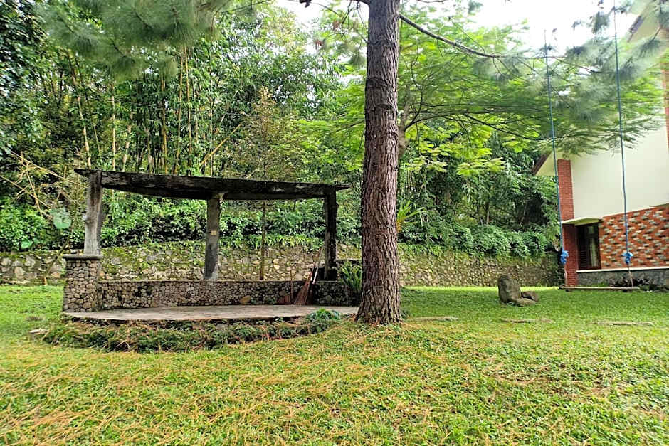 Hotel O Villa Inn App Trawas Bintaro Syariah