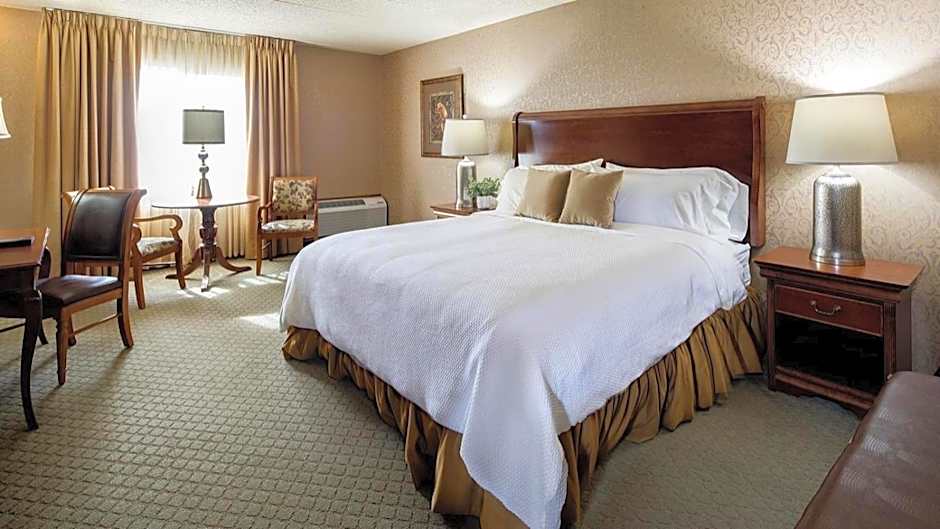 Grand Gateway Hotel
