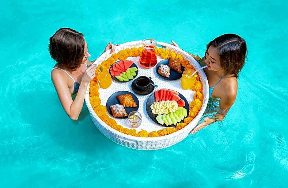 Villa Indigo - 5-BDR with huge pool and garden