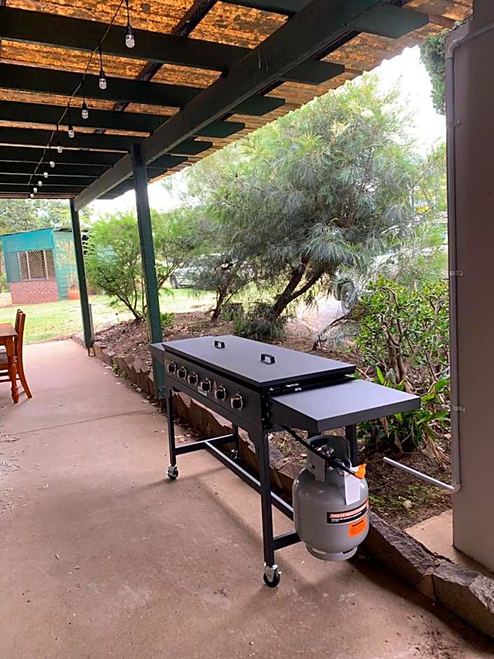 Y Motels Kingaroy