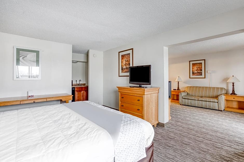 OYO Townhouse Owensboro West