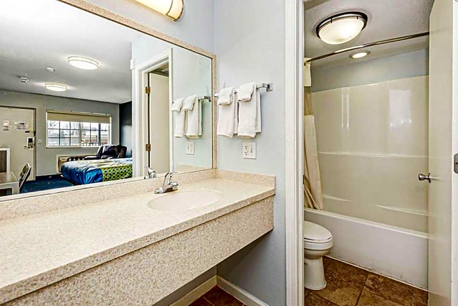 Grove City Travel Inn Columbus South