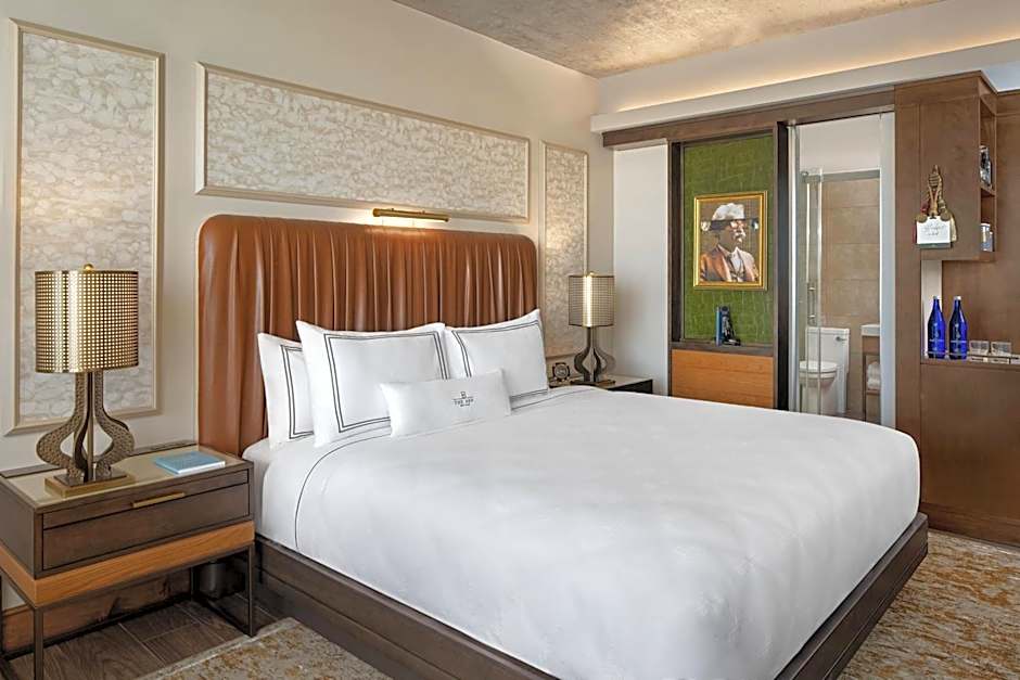 The Ben, Autograph Collection