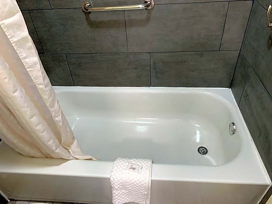 Green Garden Inn