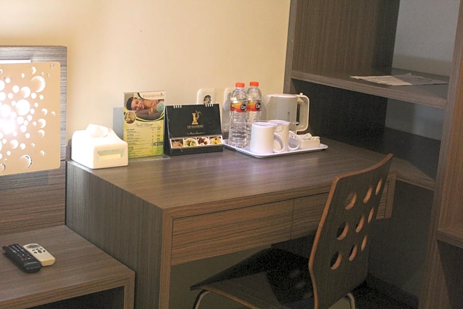 Top Malioboro Hotel