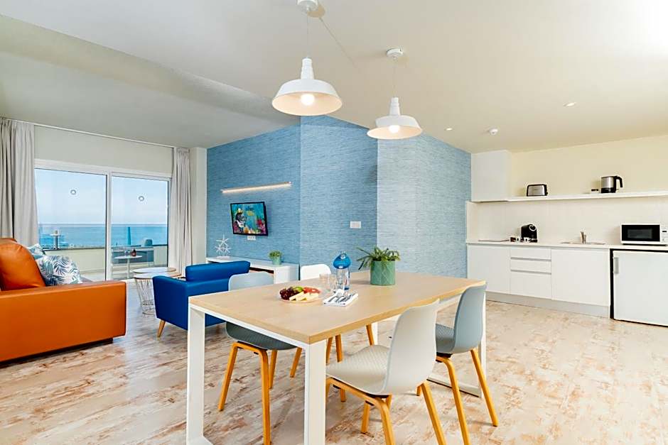 HOVIMA La Pinta Beachfront Family Hotel