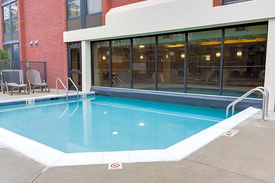 Drury Inn & Suites Birmingham Grandview