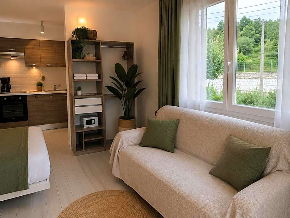 Hotel Cayrons Vence & St Paul de Vence
