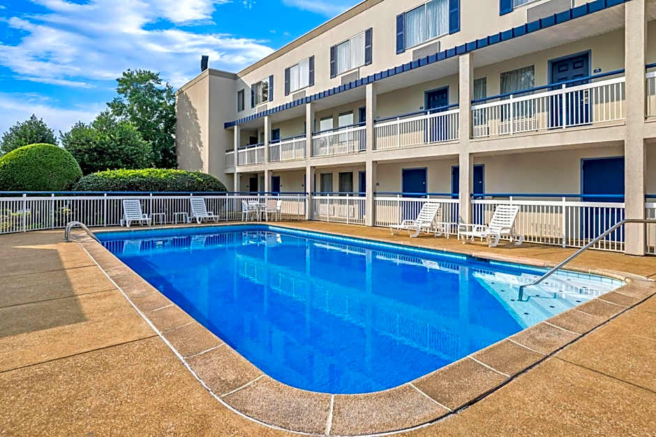 Days Inn by Wyndham Chattanooga/Hamilton Place