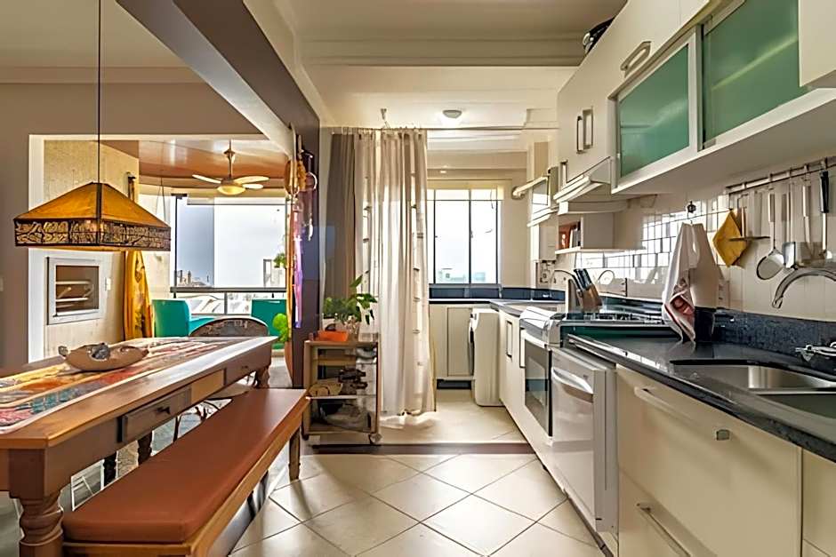 Conforto, Ar Cond., Churrasqueira e Vista Mar