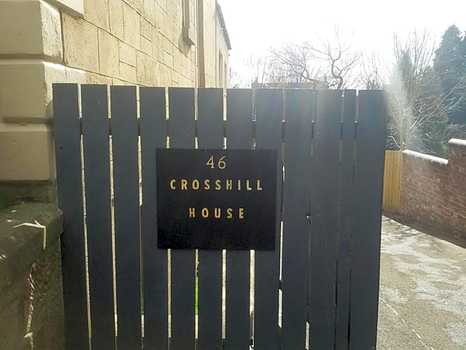 Crosshill House