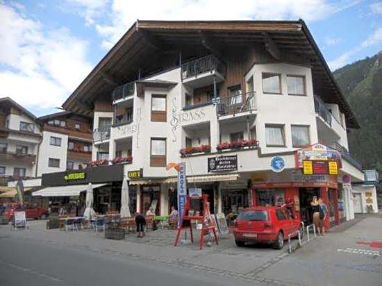 Fun & Spa Hotel Strass